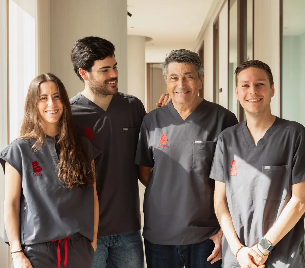 Clínica Fernández Baca Dental equipo dental