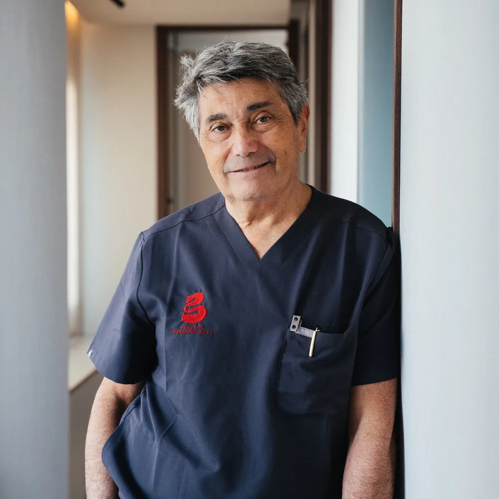 Clínica Fernández Baca Dental equipo profesional dentista