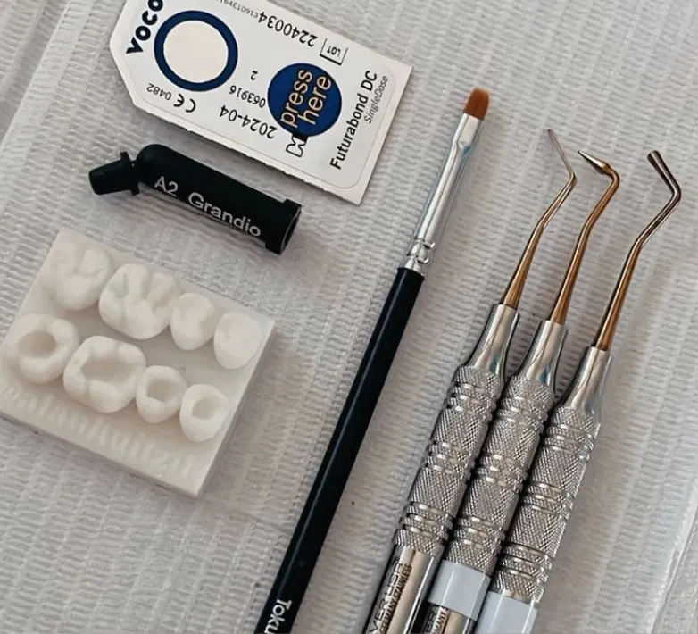 Clínica Fernández Baca Dental tratamiento Restauradora